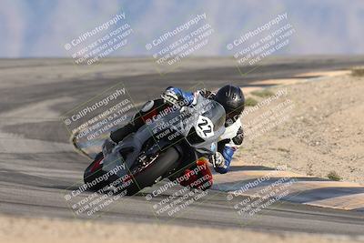 media/Nov-16-2025-Race Pace (Sun) [[8c5fa54630]]/Verified Riders/8-Turn 12 (120pm)/